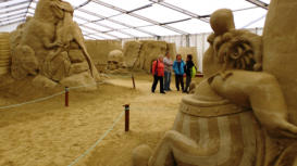 10. 11. Sandskulpturen auf Usedom